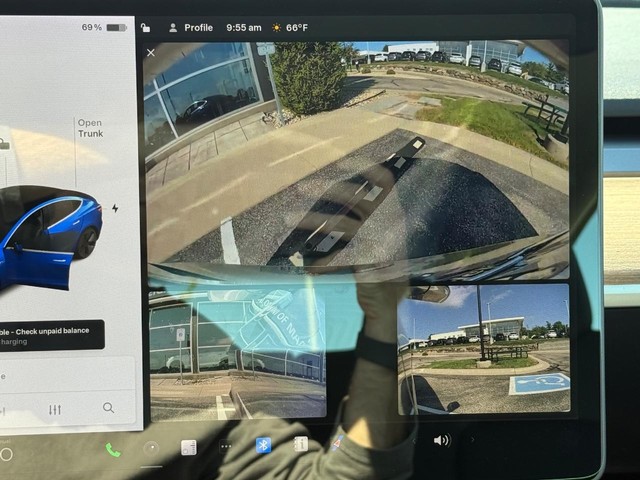 Tesla Model 3 Vehicle Image 18