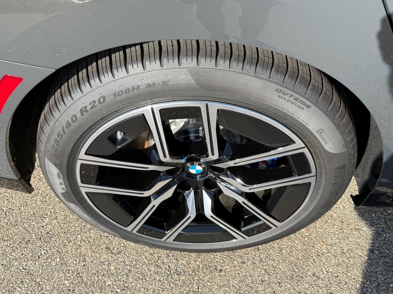 BMW 7 Series Vehicle Image 04