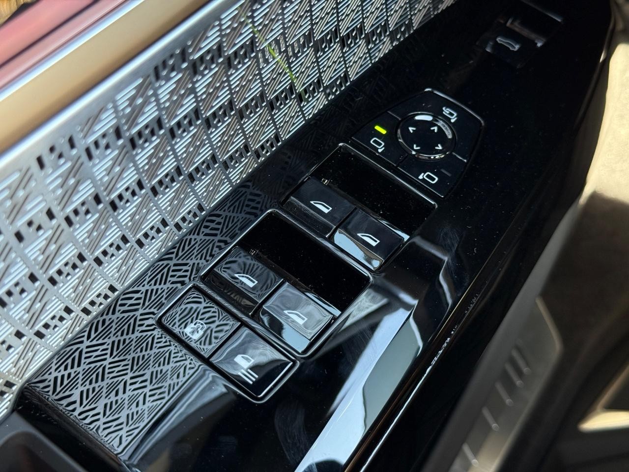 BMW 7 Series Vehicle Image 19