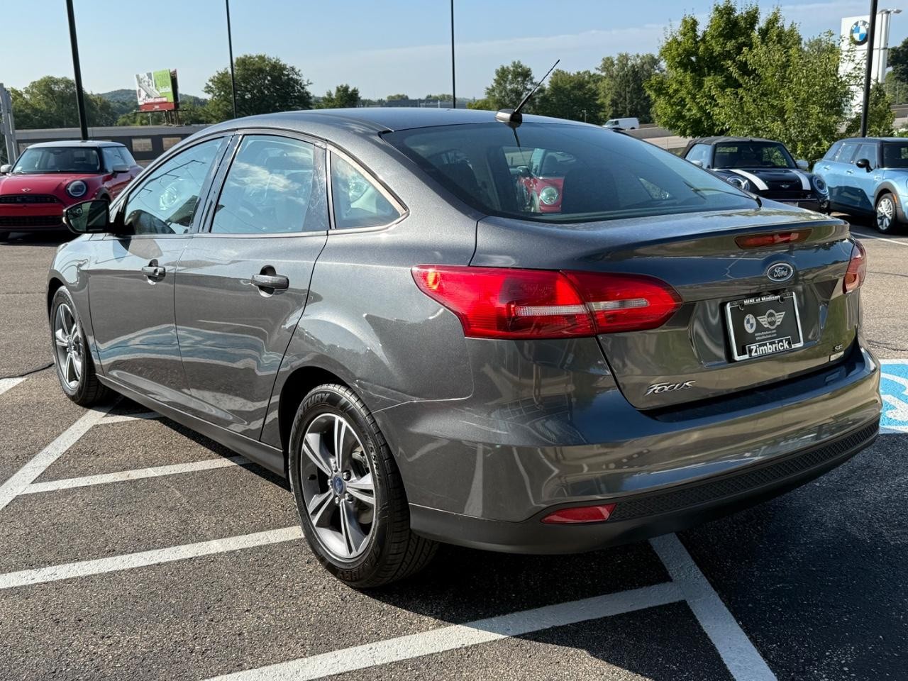 Ford Focus Vehicle Image 05