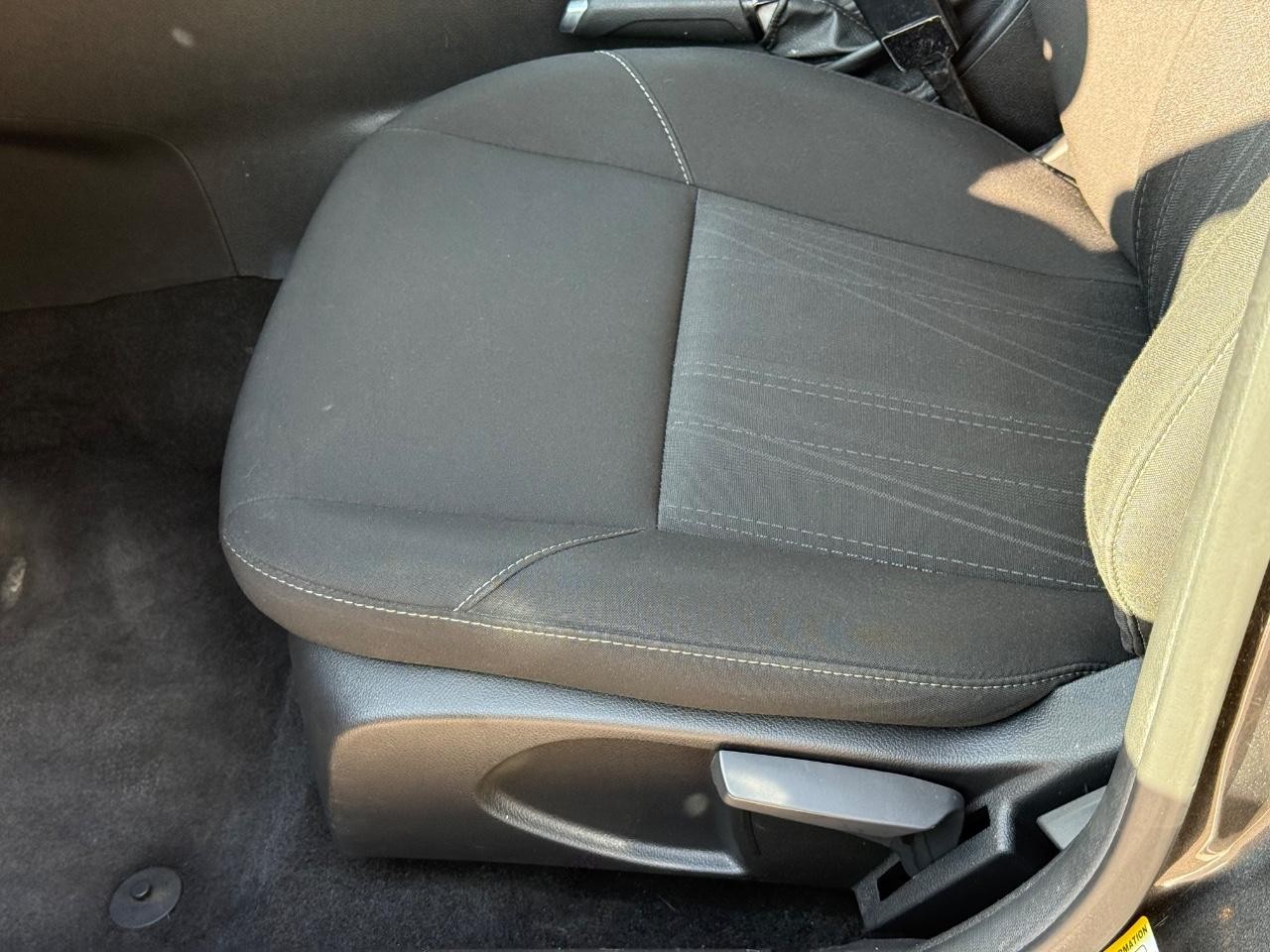 Ford Focus Vehicle Image 20
