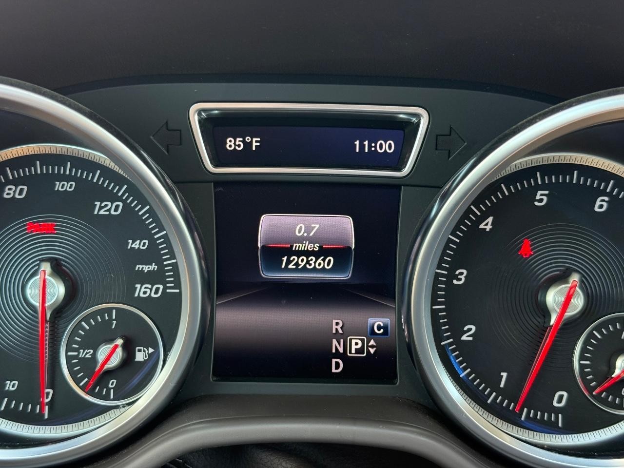 Mercedes-Benz GLE Vehicle Image 18