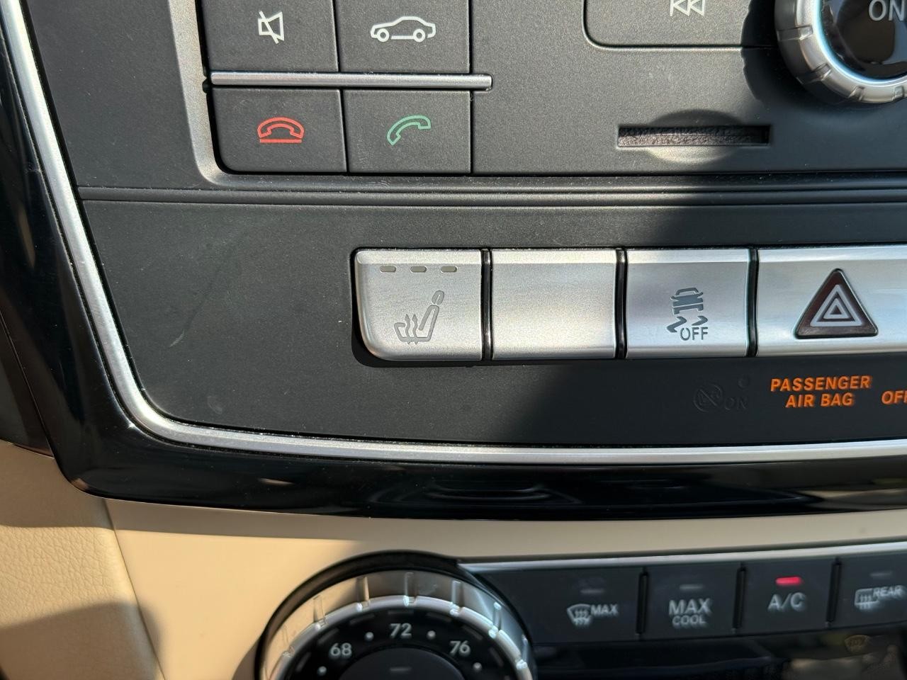 Mercedes-Benz GLE Vehicle Image 21