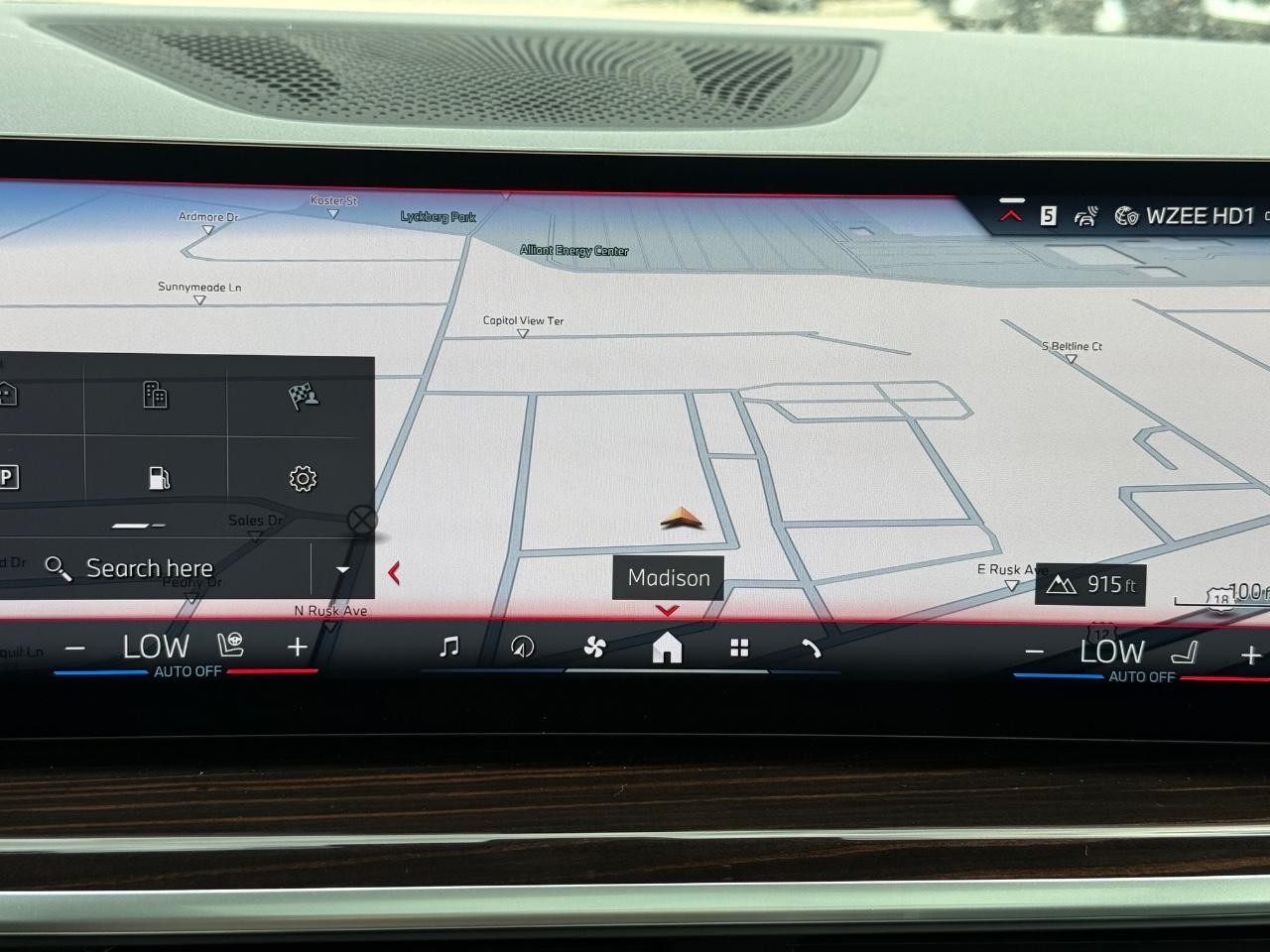 BMW X7 Vehicle Image 15