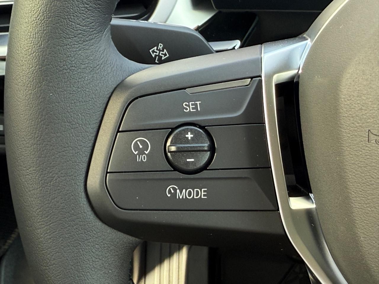 BMW X1 Vehicle Image 12