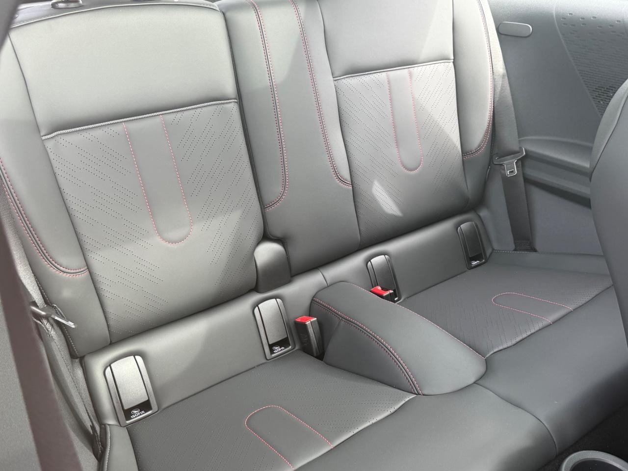 MINI Hardtop 2 Door Vehicle Image 05