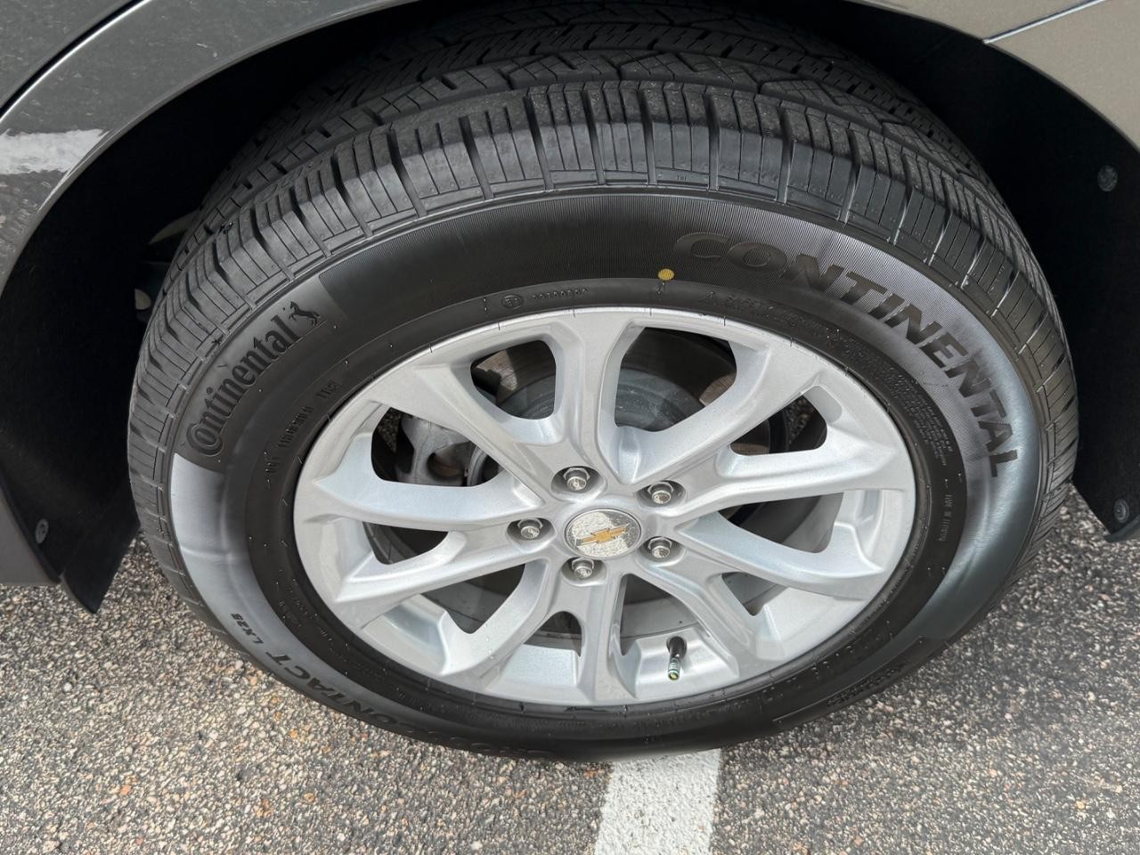Chevrolet Equinox Vehicle Image 07