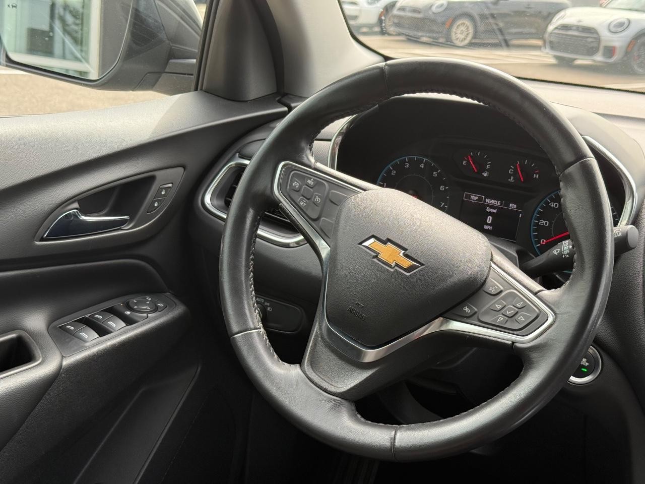 Chevrolet Equinox Vehicle Image 14
