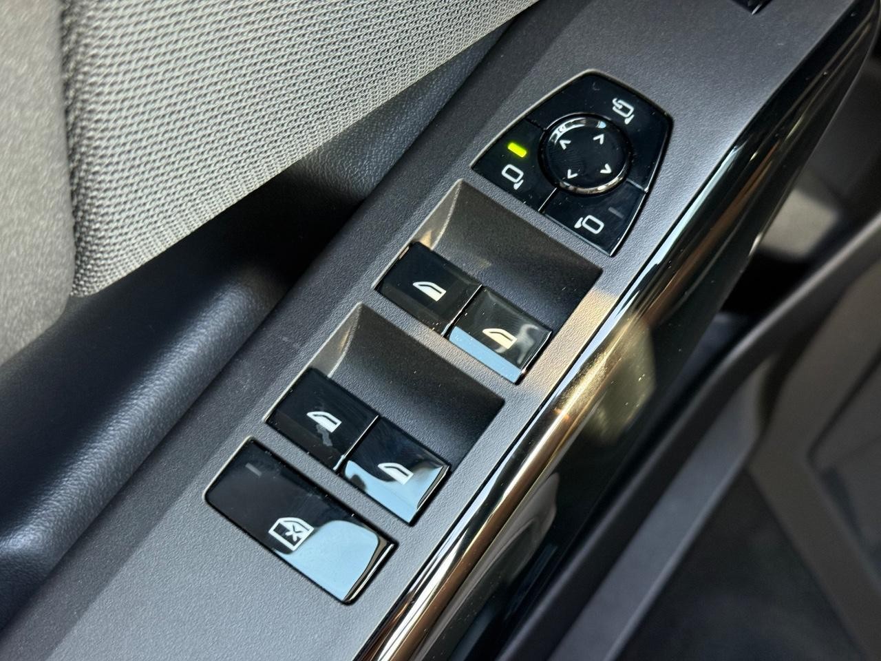 BMW X3 Vehicle Image 15