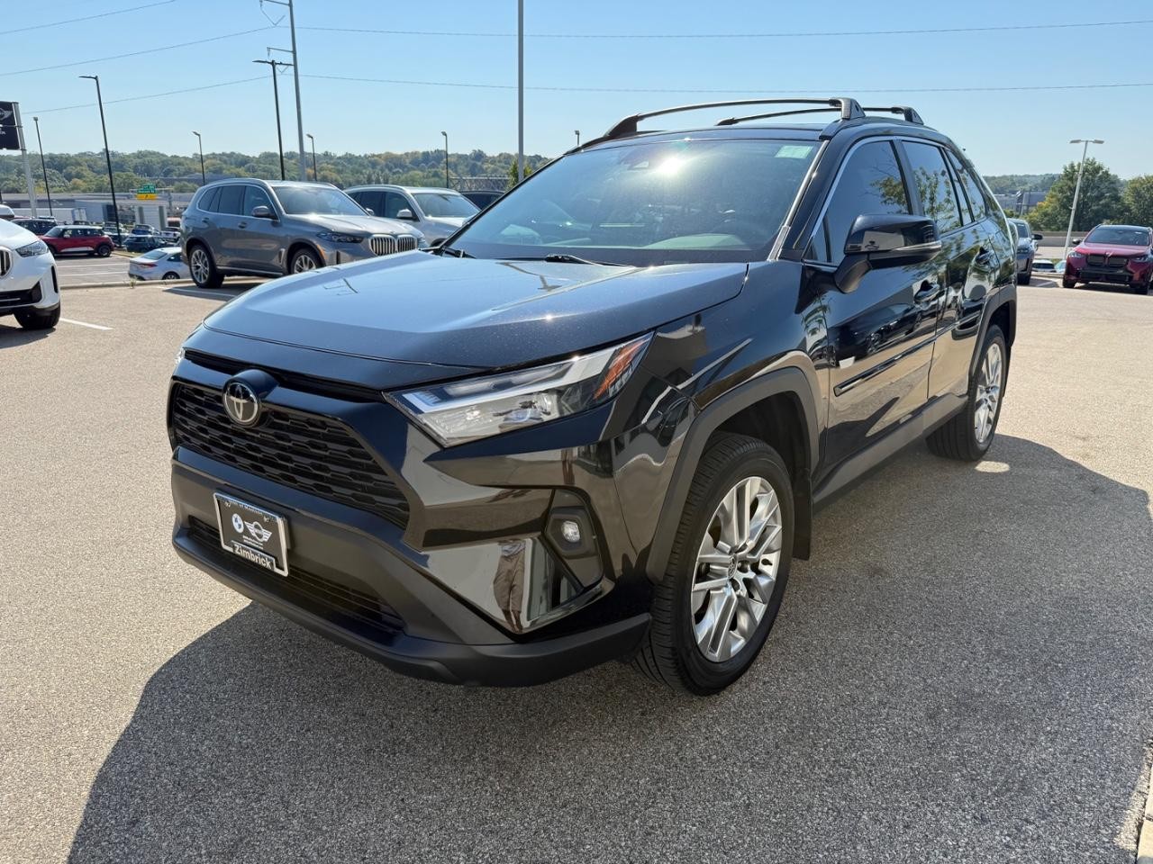 Toyota RAV4 Vehicle Image 07