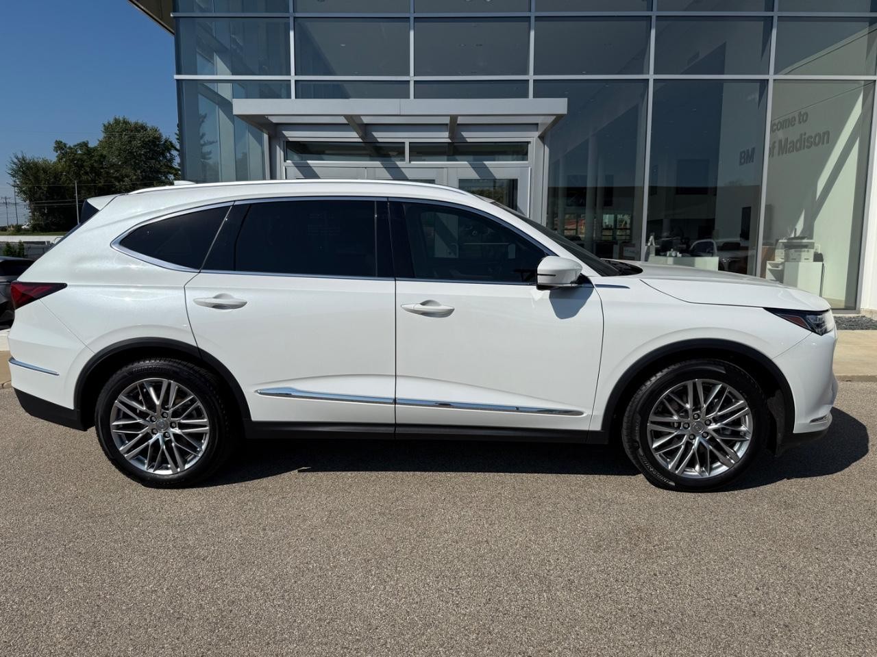 Acura MDX Vehicle Image 02