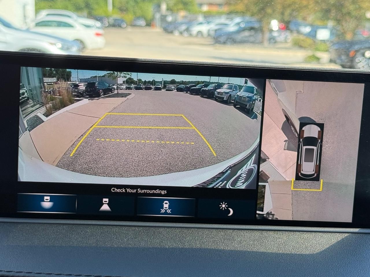 Acura MDX Vehicle Image 21