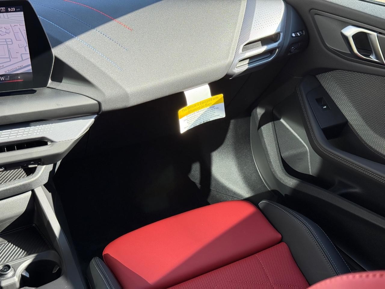 BMW 2 Series Vehicle Image 10