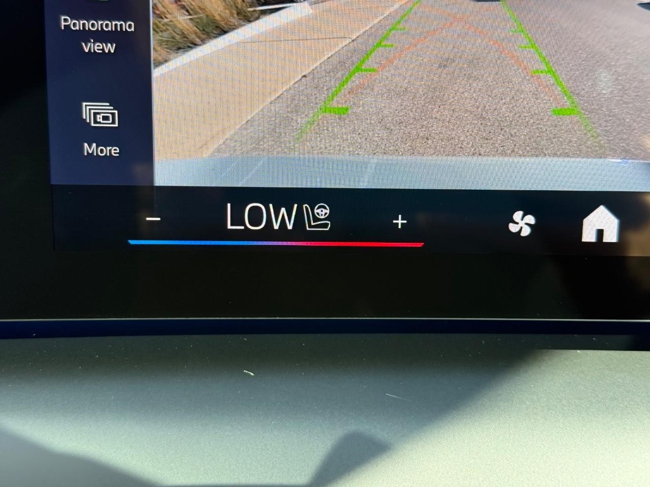 BMW 2 Series Vehicle Image 15