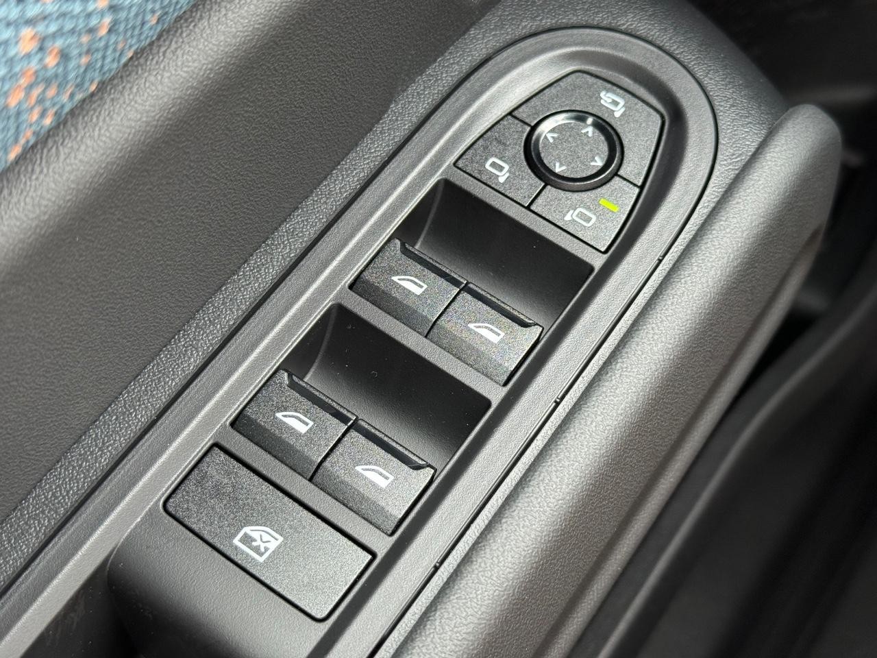 MINI Countryman Vehicle Image 14