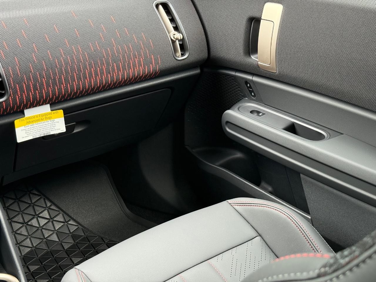 MINI Countryman Vehicle Image 09