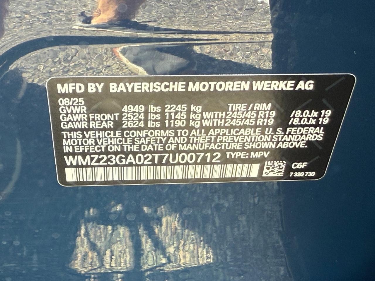 MINI Countryman Vehicle Image 16