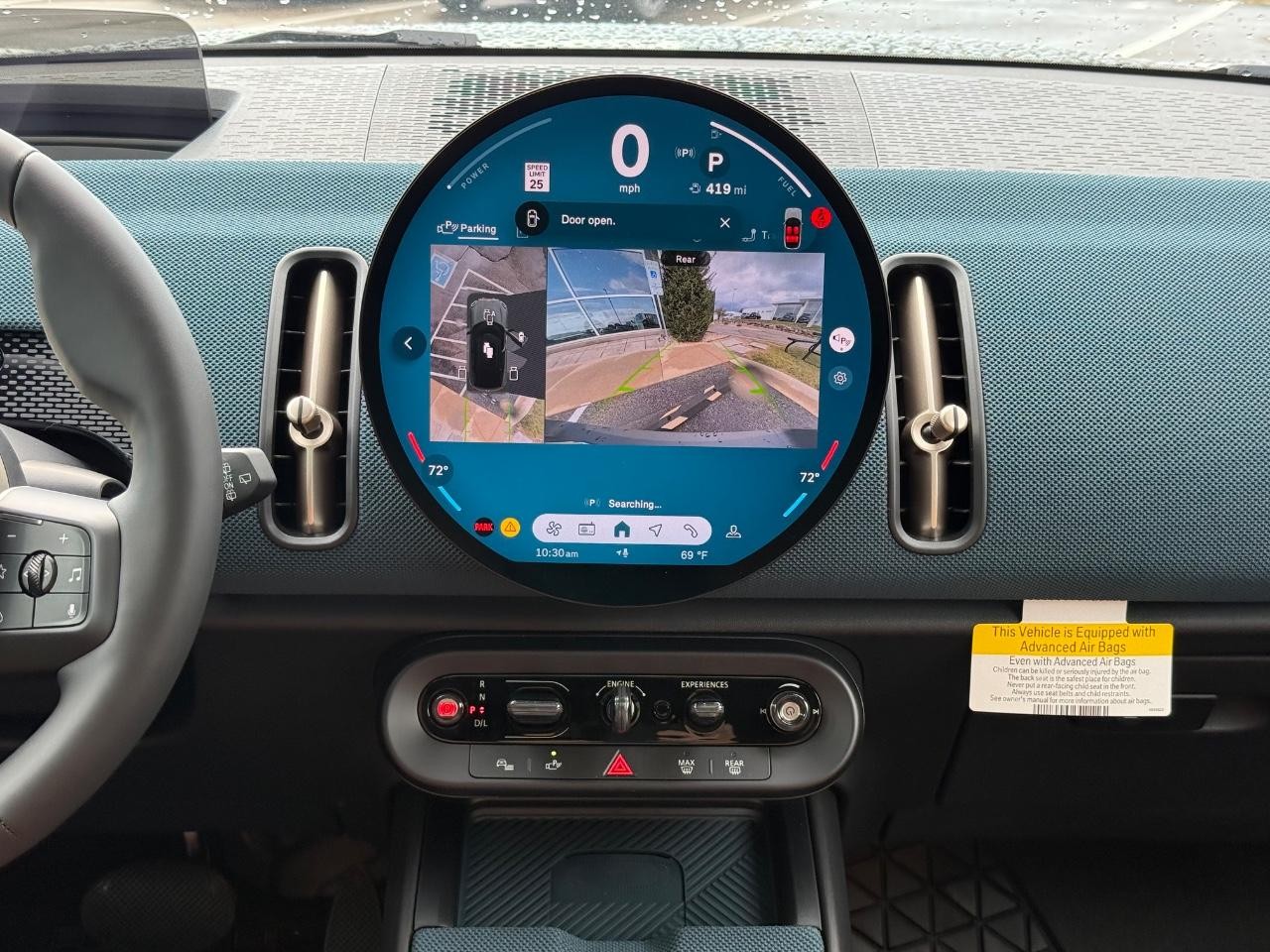 MINI Countryman Vehicle Image 07