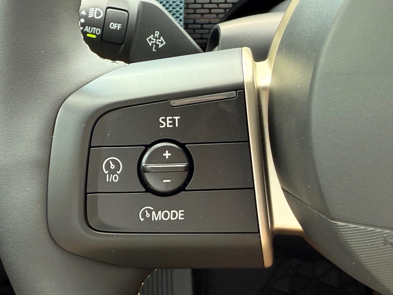 MINI Countryman Vehicle Image 10