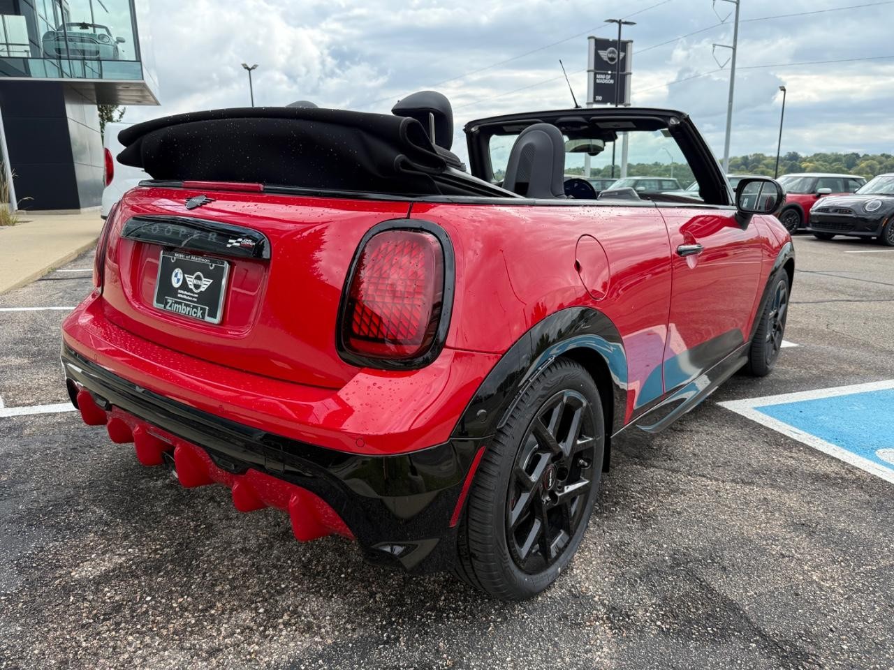 MINI Convertible Vehicle Image 03