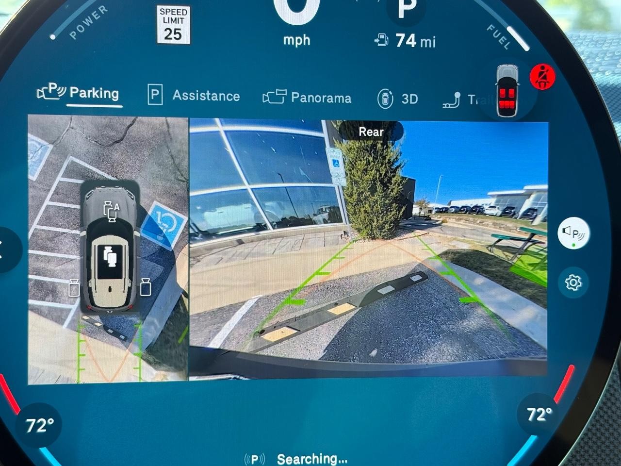 MINI Countryman Vehicle Image 12