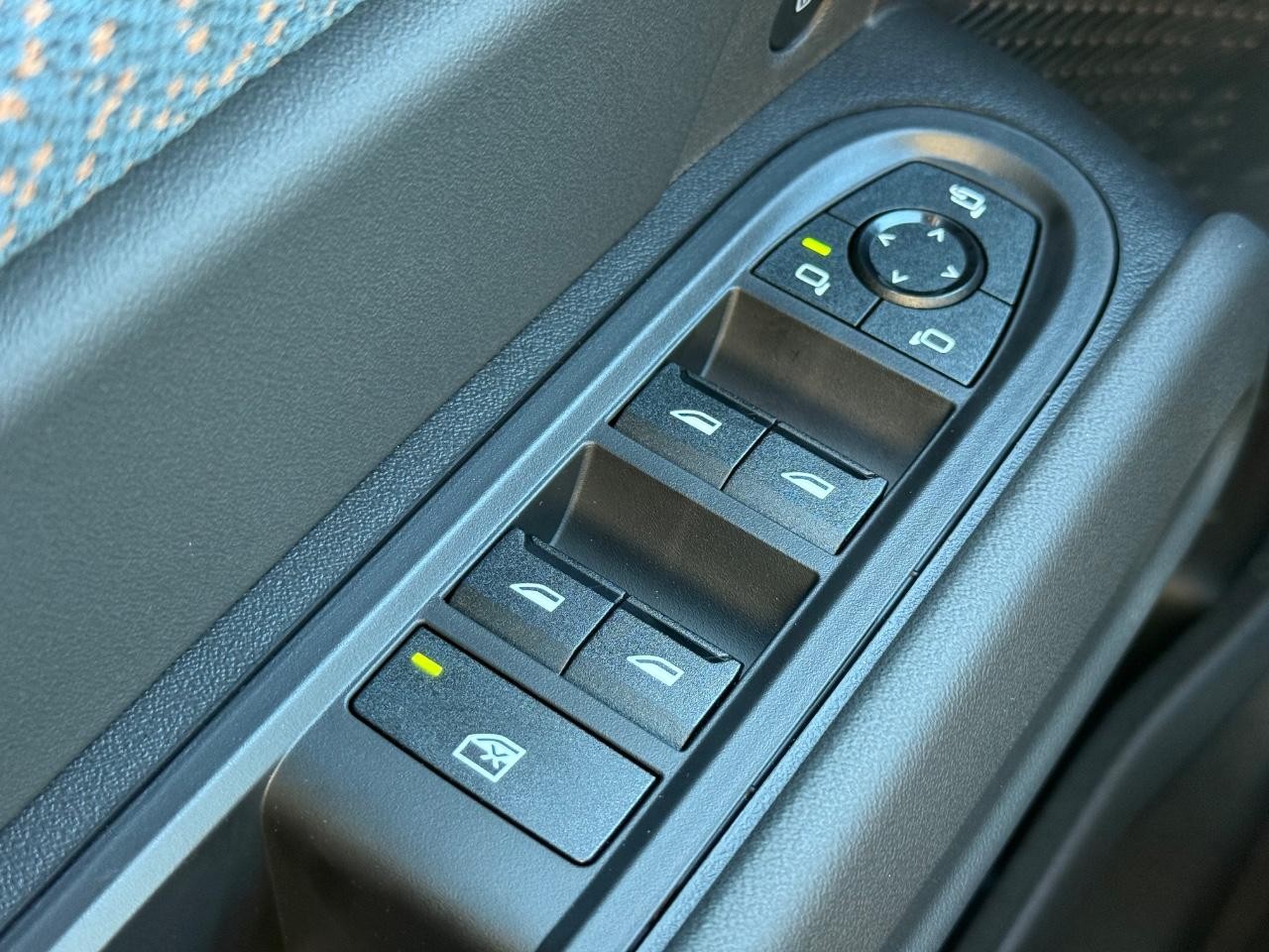 MINI Countryman Vehicle Image 14