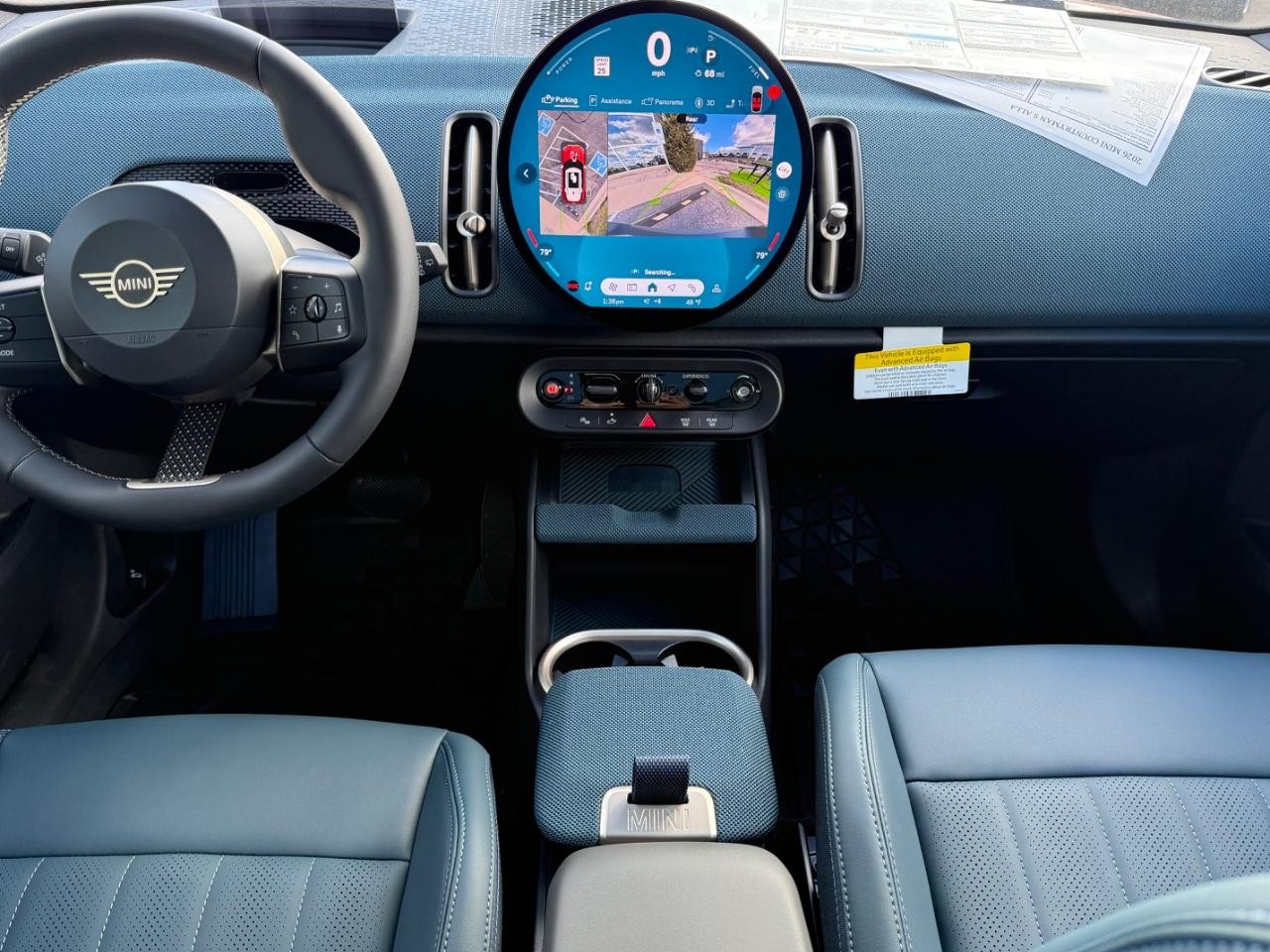 MINI Countryman Vehicle Image 06