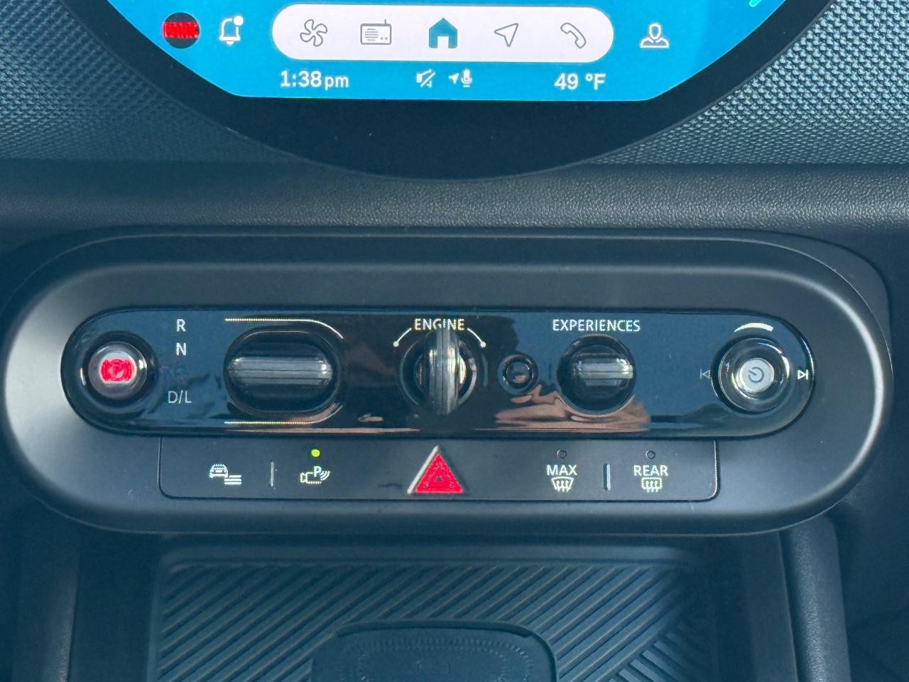 MINI Countryman Vehicle Image 08