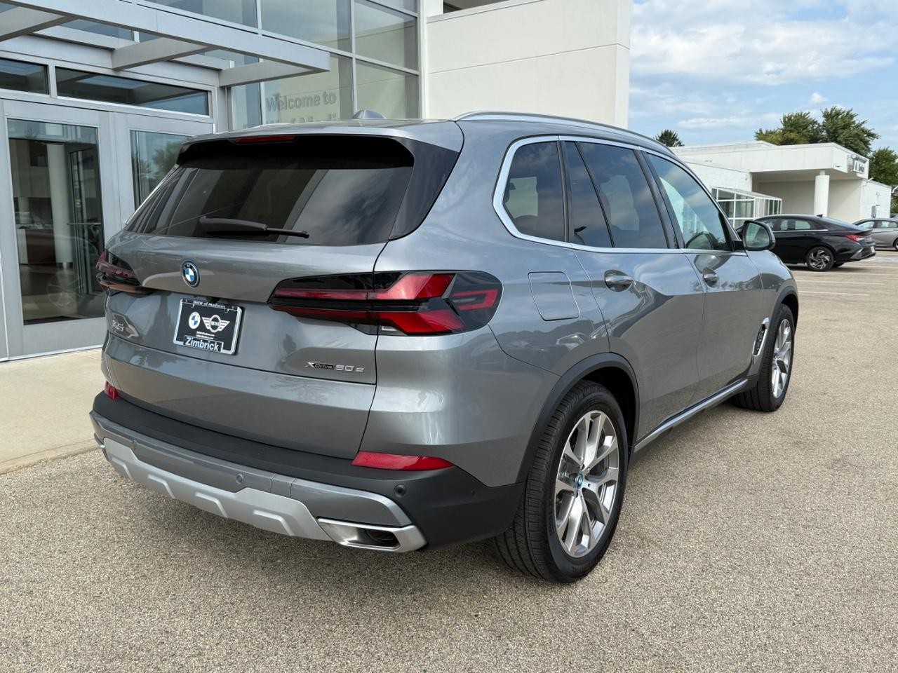 BMW X5 Vehicle Image 03