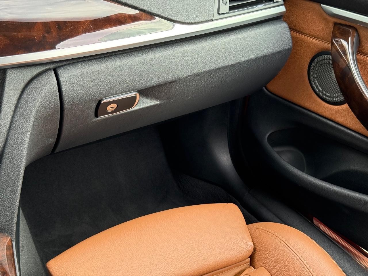 BMW 4 Series Vehicle Image 15