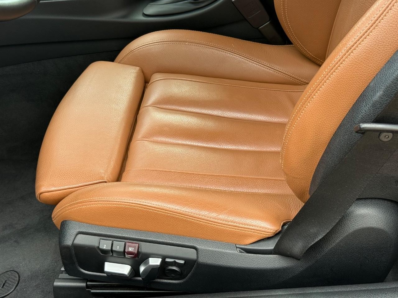 BMW 4 Series Vehicle Image 23
