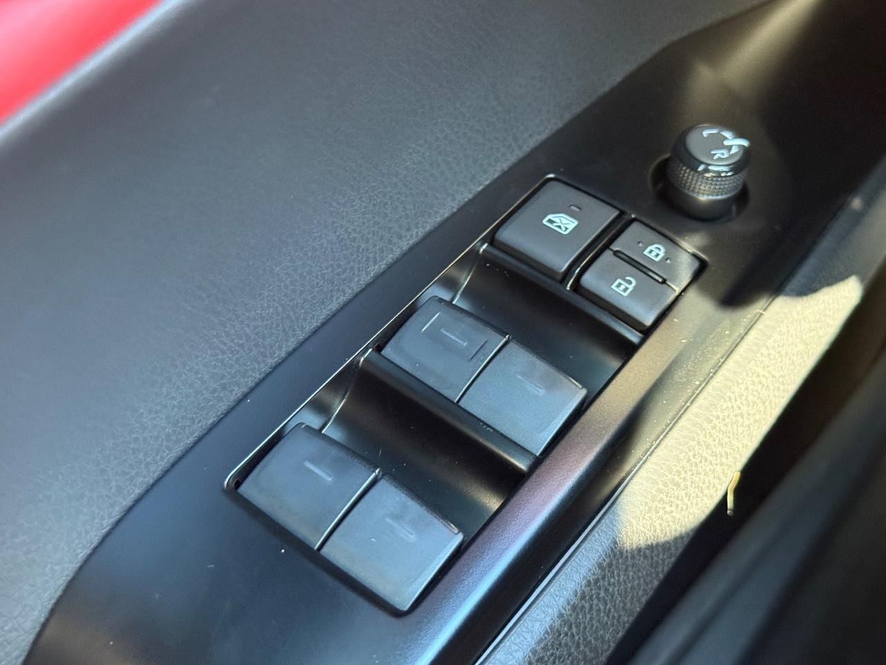 Toyota Camry Vehicle Image 20
