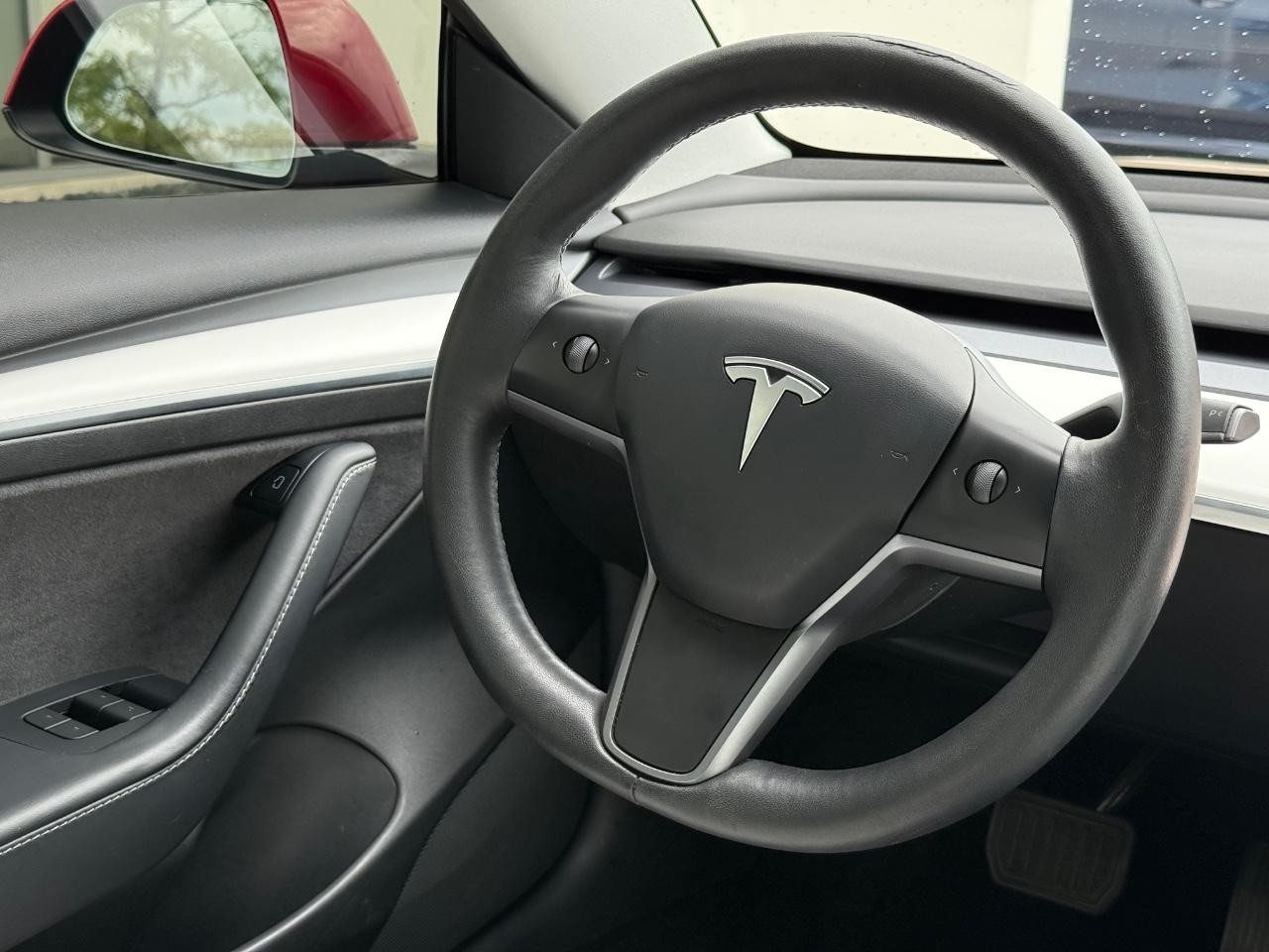 Tesla Model 3 Vehicle Image 12