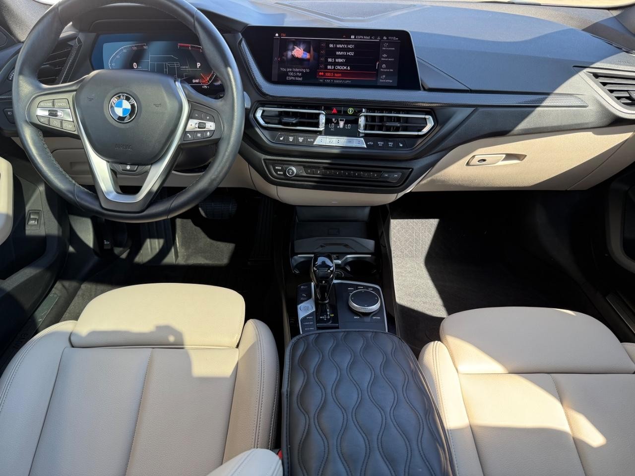 BMW 2 Series Vehicle Image 10