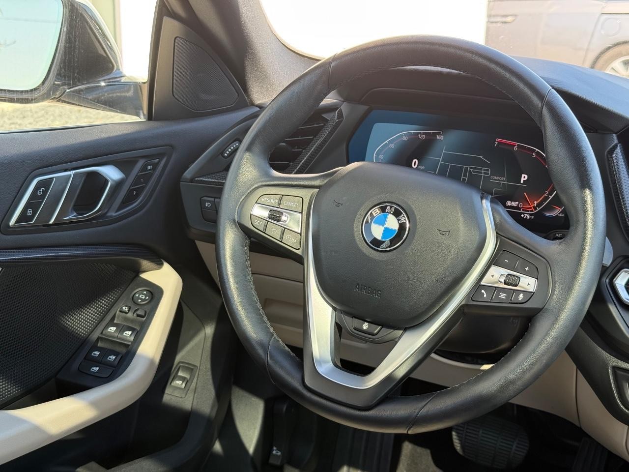 BMW 2 Series Vehicle Image 13