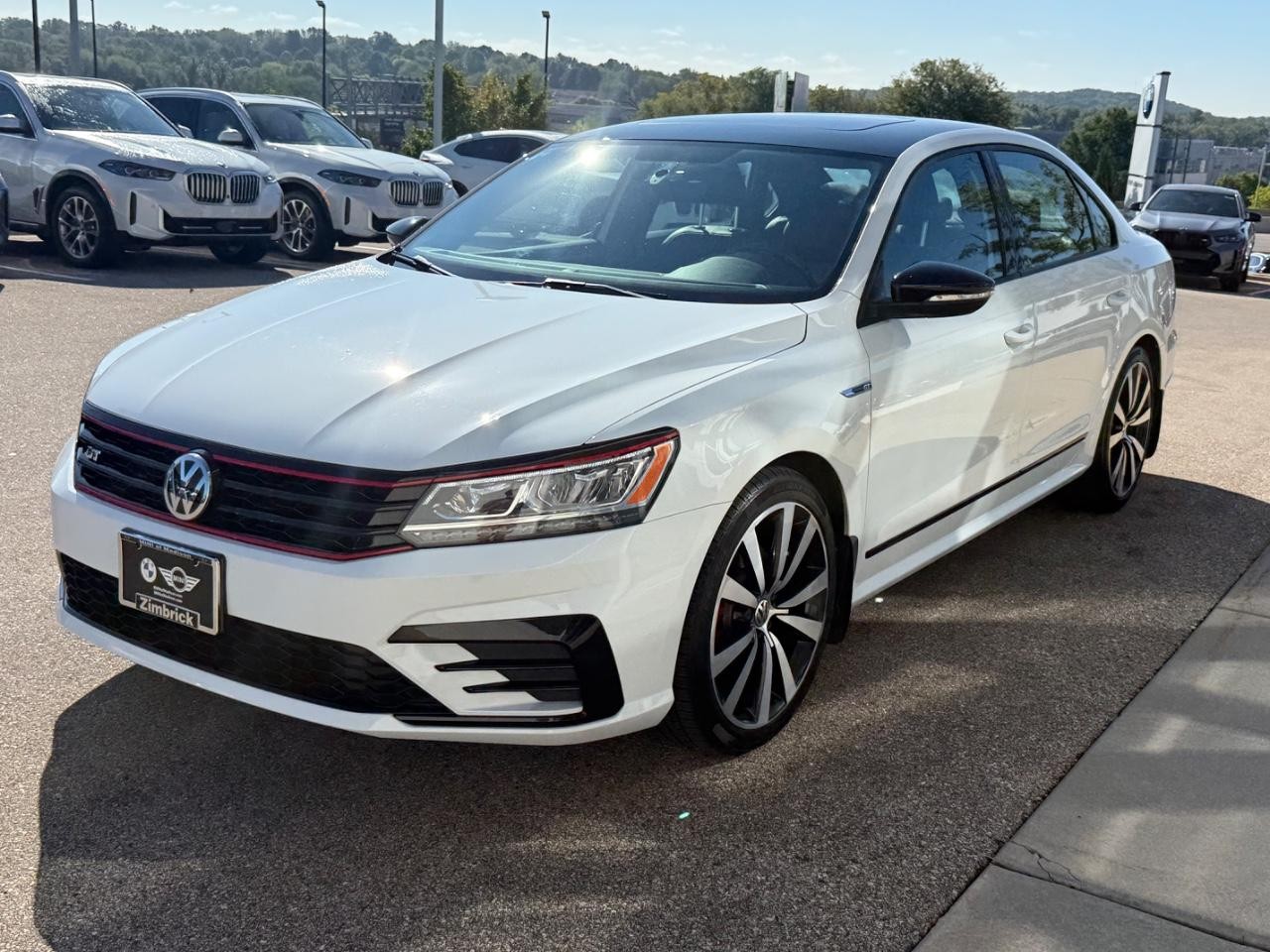 Volkswagen Passat Vehicle Image 07