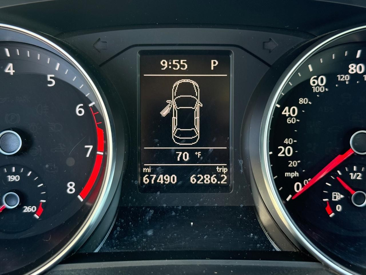 Volkswagen Passat Vehicle Image 17
