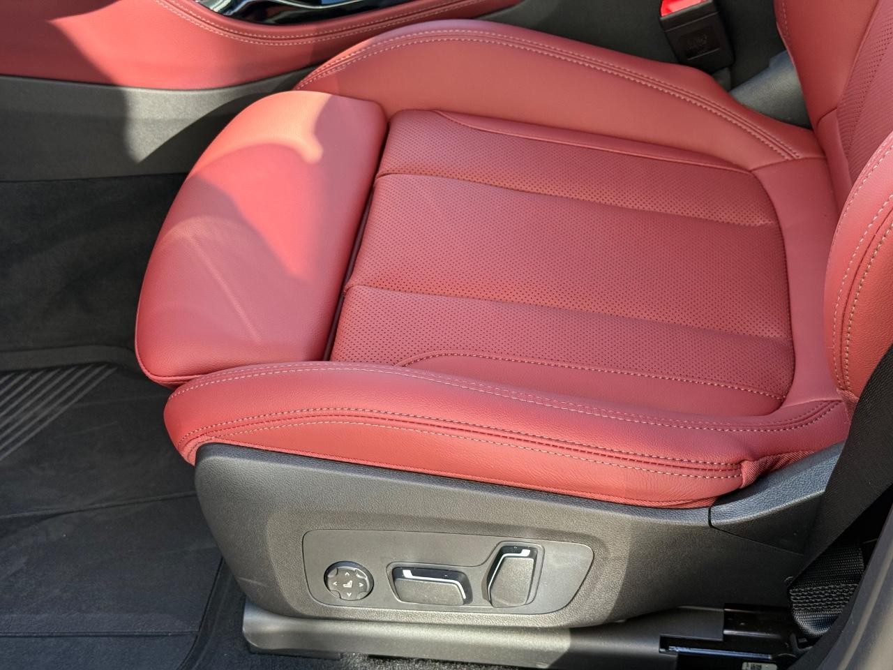 BMW X4 Vehicle Image 17