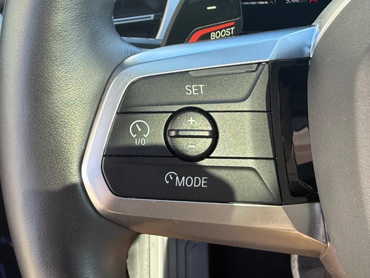 BMW X1 Vehicle Image 16