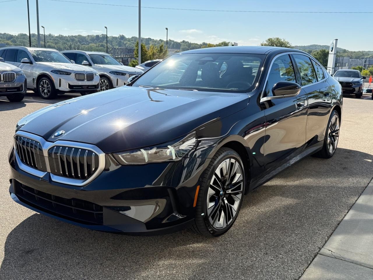 BMW 5 Series Vehicle Image 07