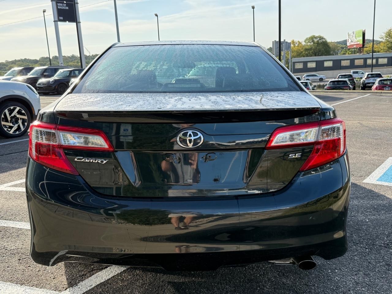 Toyota Camry Vehicle Image 04