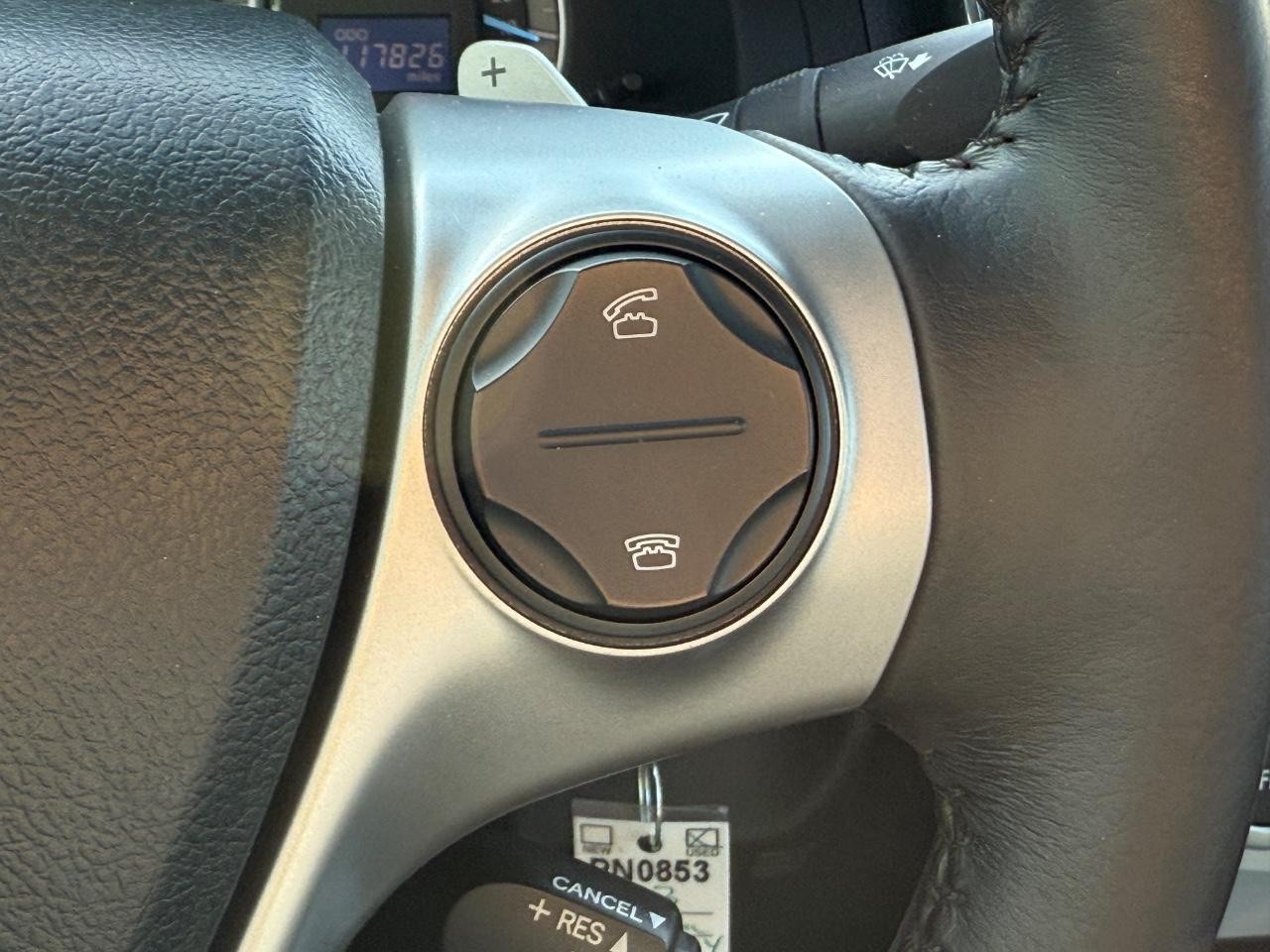 Toyota Camry Vehicle Image 16