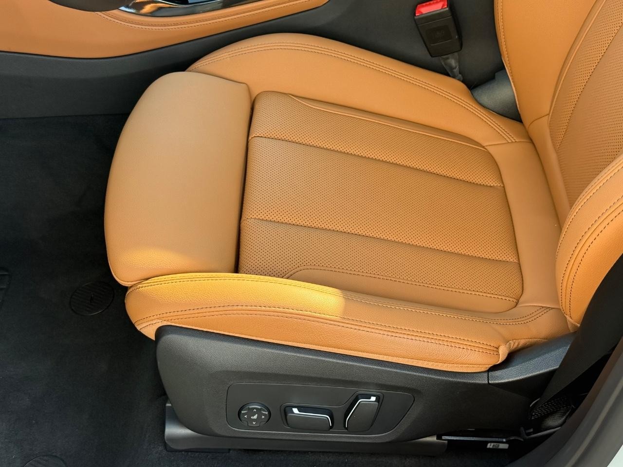 BMW X4 Vehicle Image 23