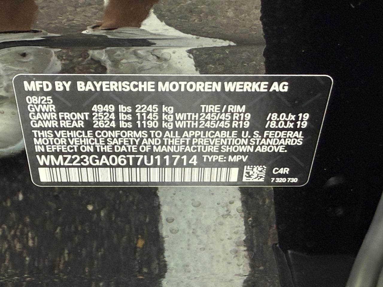 MINI Countryman Vehicle Image 16