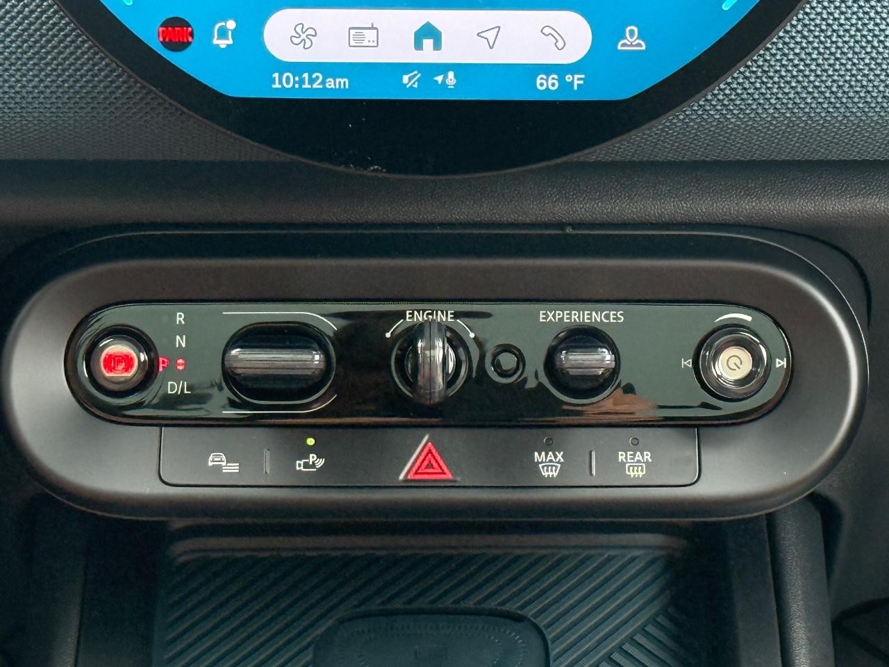 MINI Countryman Vehicle Image 08