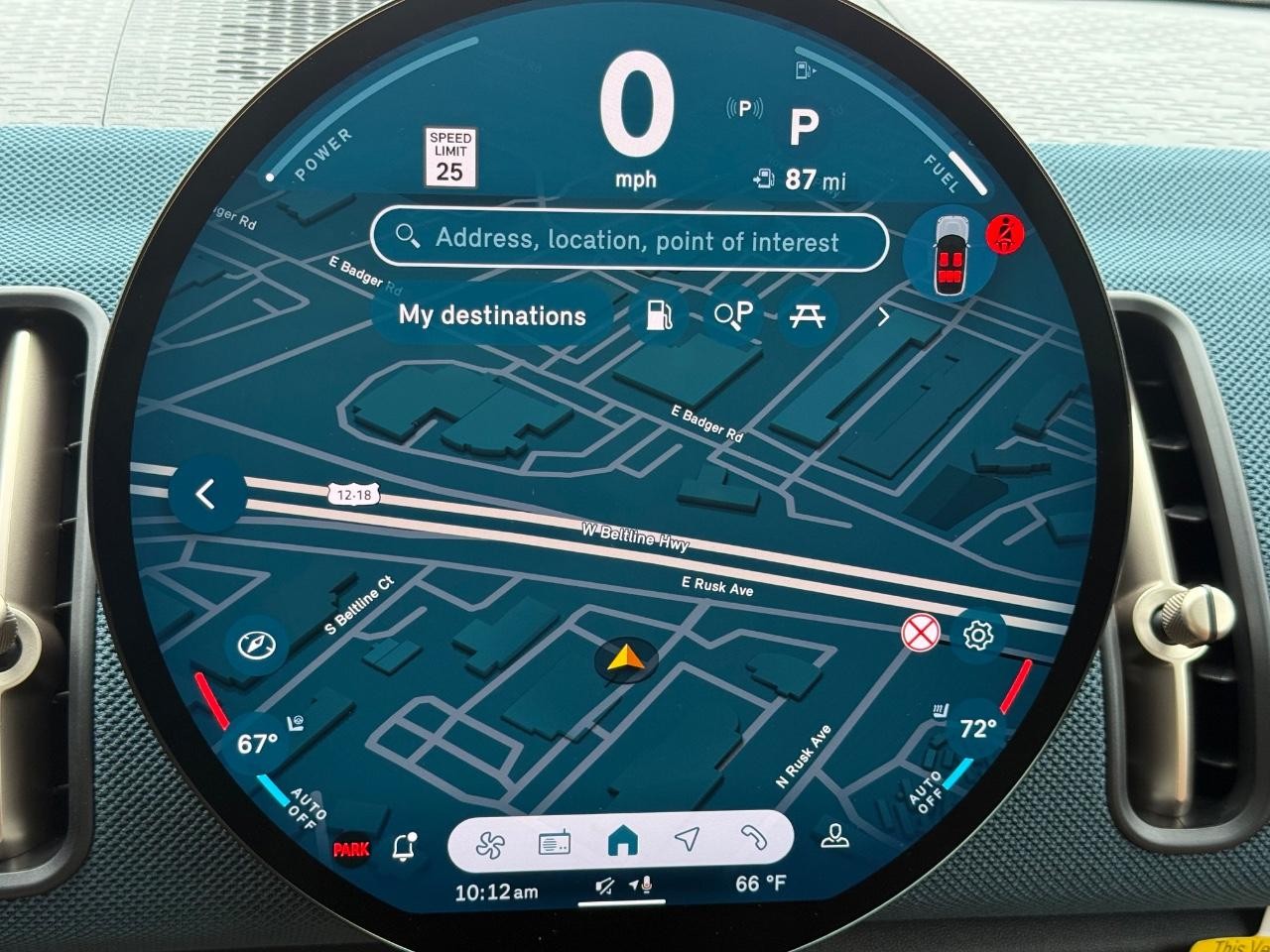 MINI Countryman Vehicle Image 15