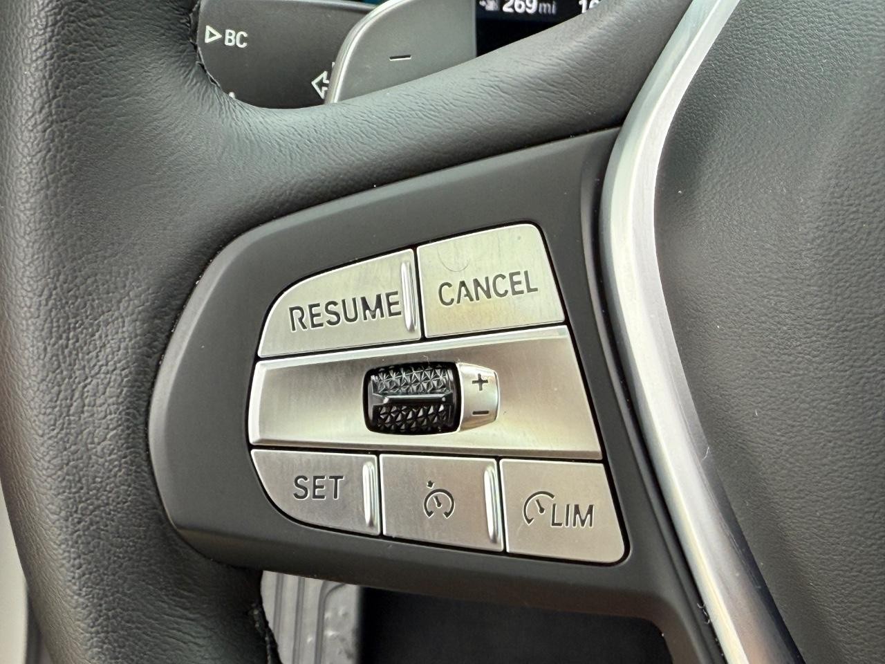 BMW X3 Vehicle Image 17