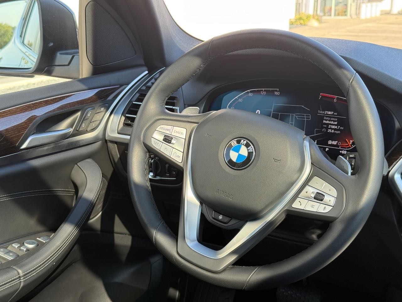 BMW X3 Vehicle Image 14