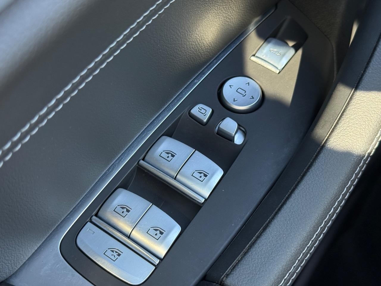 BMW X3 Vehicle Image 23