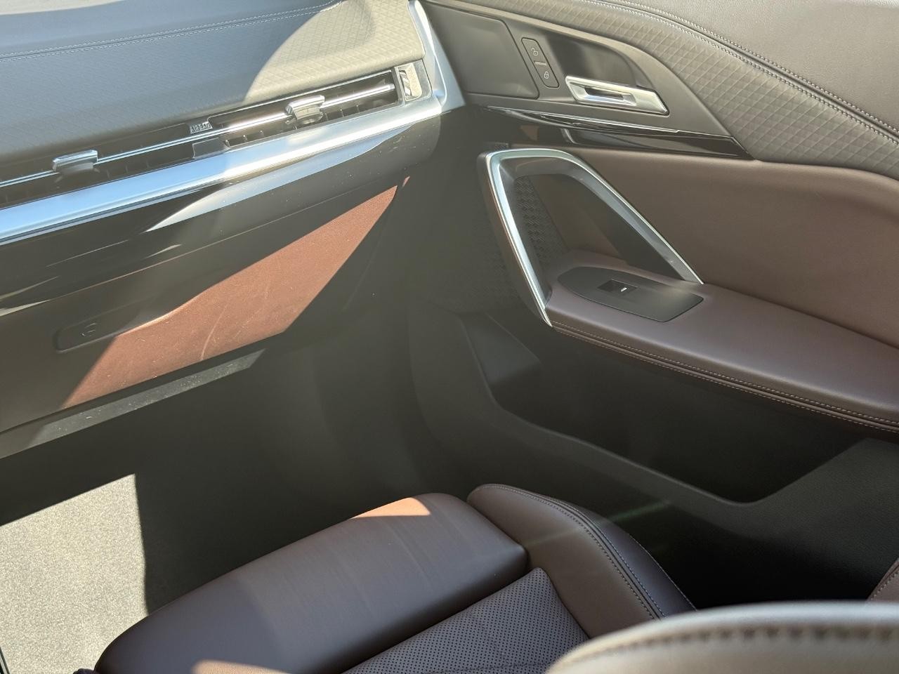 BMW X2 Vehicle Image 14